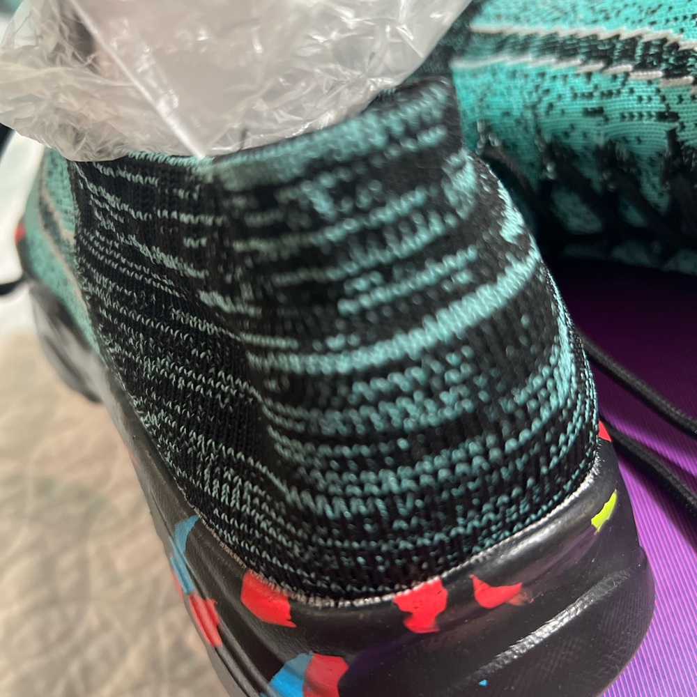 Black and Green Sneakers - Size 39